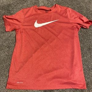 Youth extra large Nike shirt